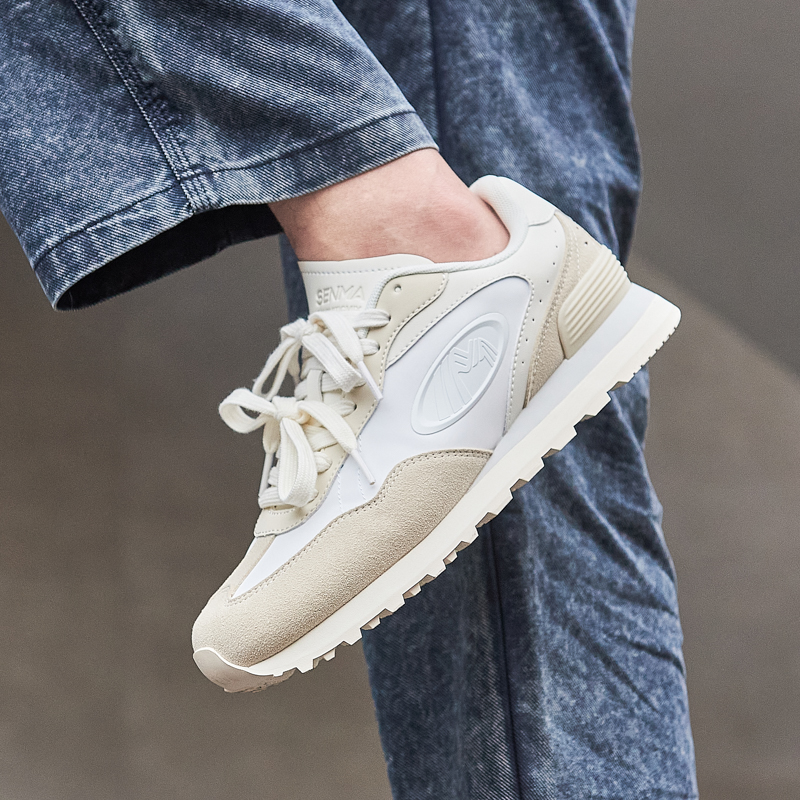 New Outdoor Running Shoes Uniq - مراجعة Outdoor Adventure For Adults وسعره