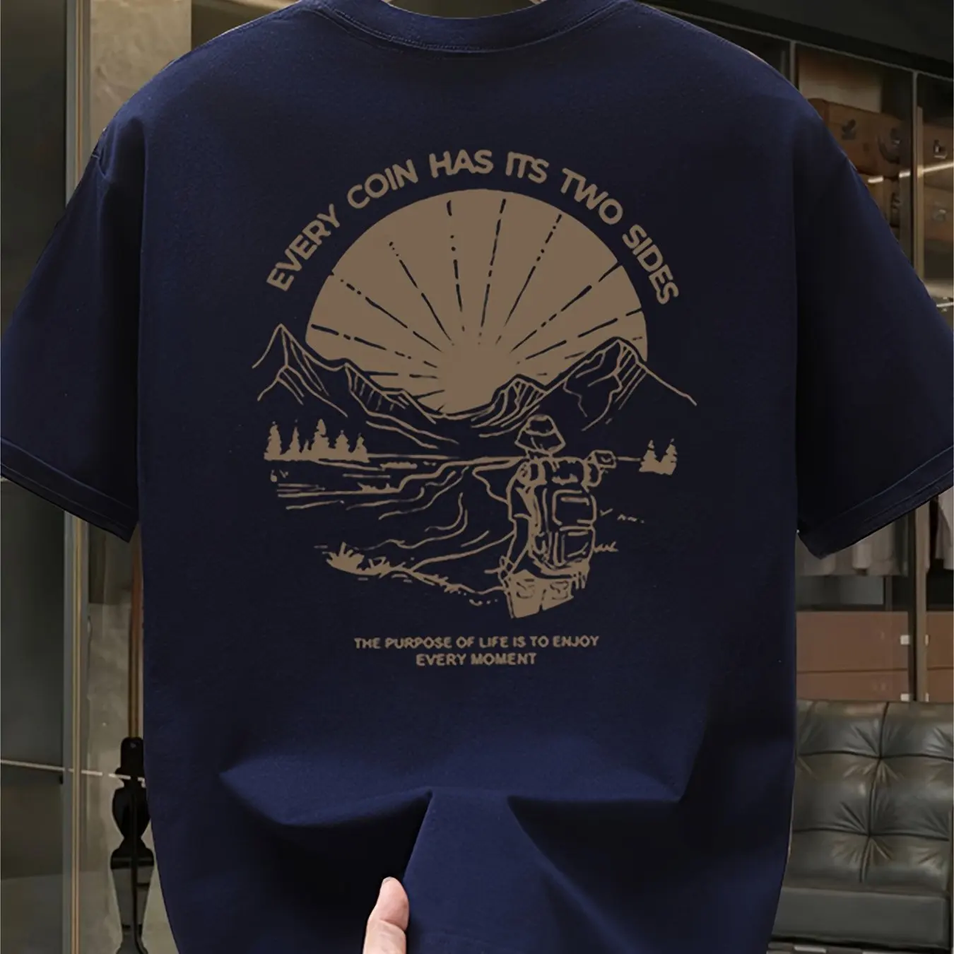 Vintage Mountain Hiking Graphi - مراجعة Outdoor Adventure Quotes Short وسعره