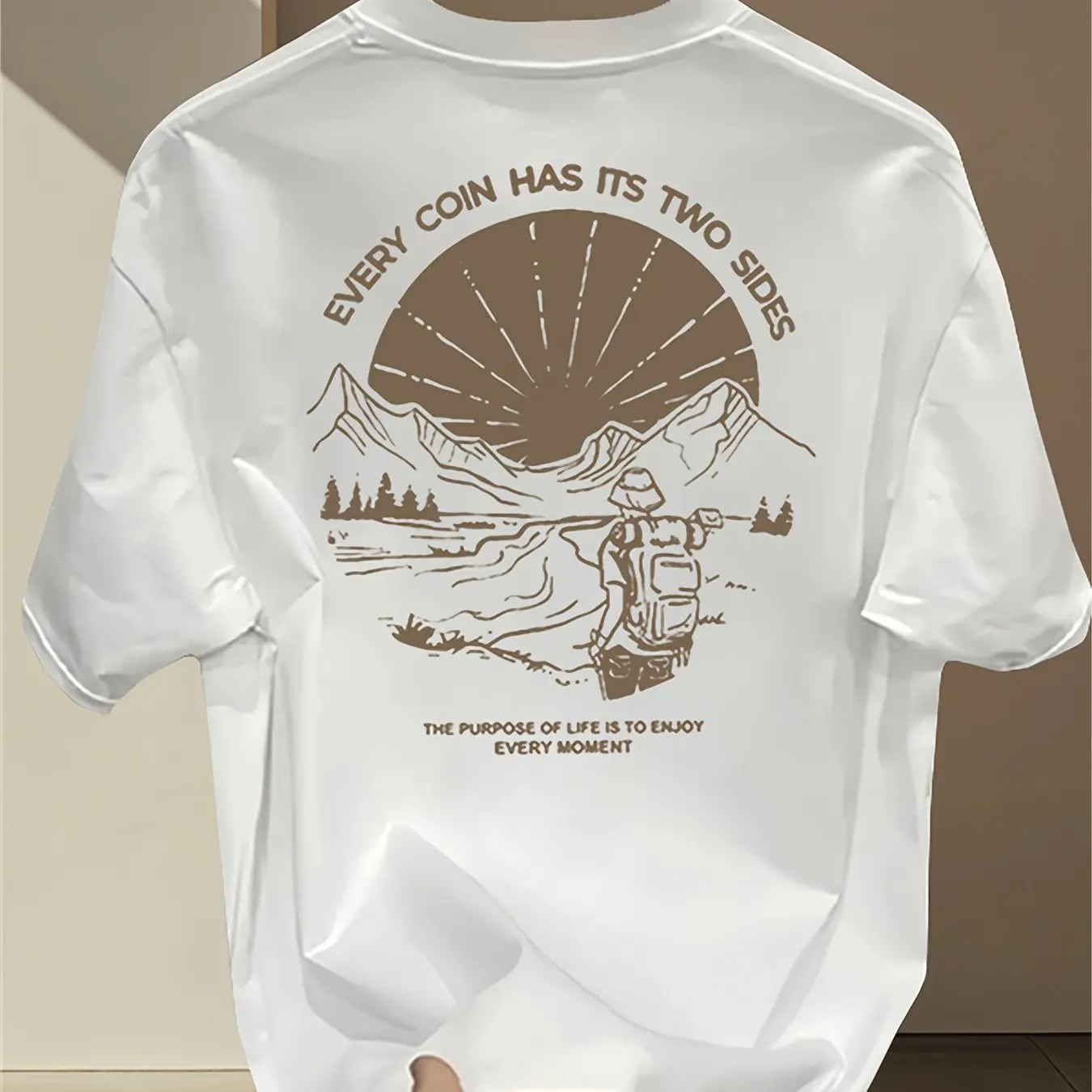 Vintage Mountain Hiking Graphi - مراجعة Outdoor Adventure Quotes Short وسعره
